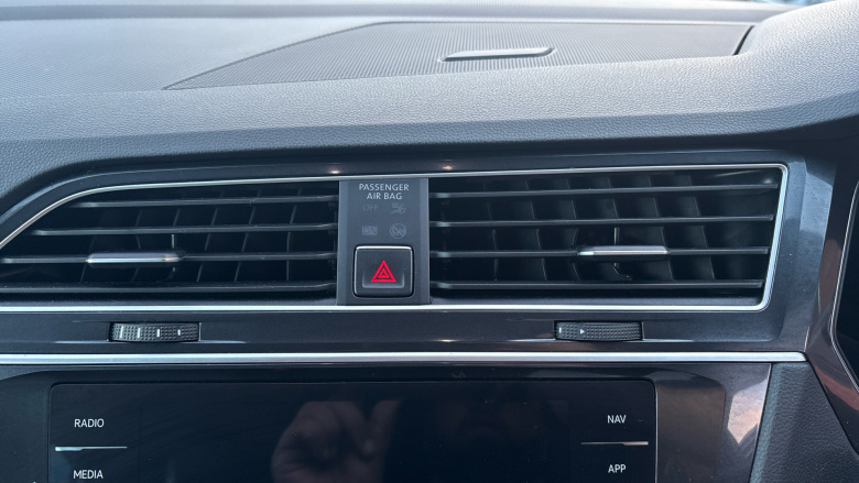 Volkswagen Tiguan 2.0 TDi 150 4Motion R-Line 5dr DSG Diesel Estate